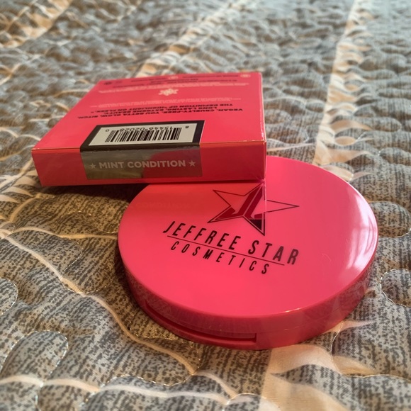 Jeffree Star Other - Jeffree Star Skin Frost in Mint Condition
